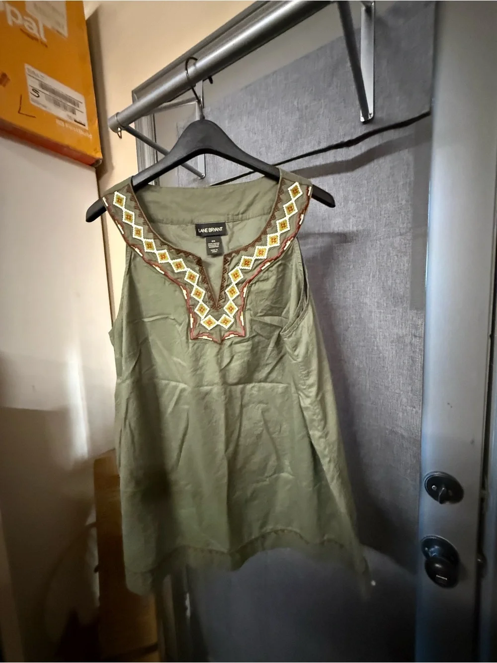 Lane Bryant Olive Green Embroidered Notch-Neck Sleeveless Tunic